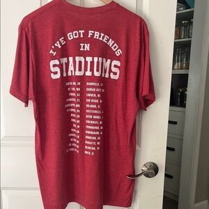 Garth Brooks Stadium Tour I’ve got friend Tee Shirt XL